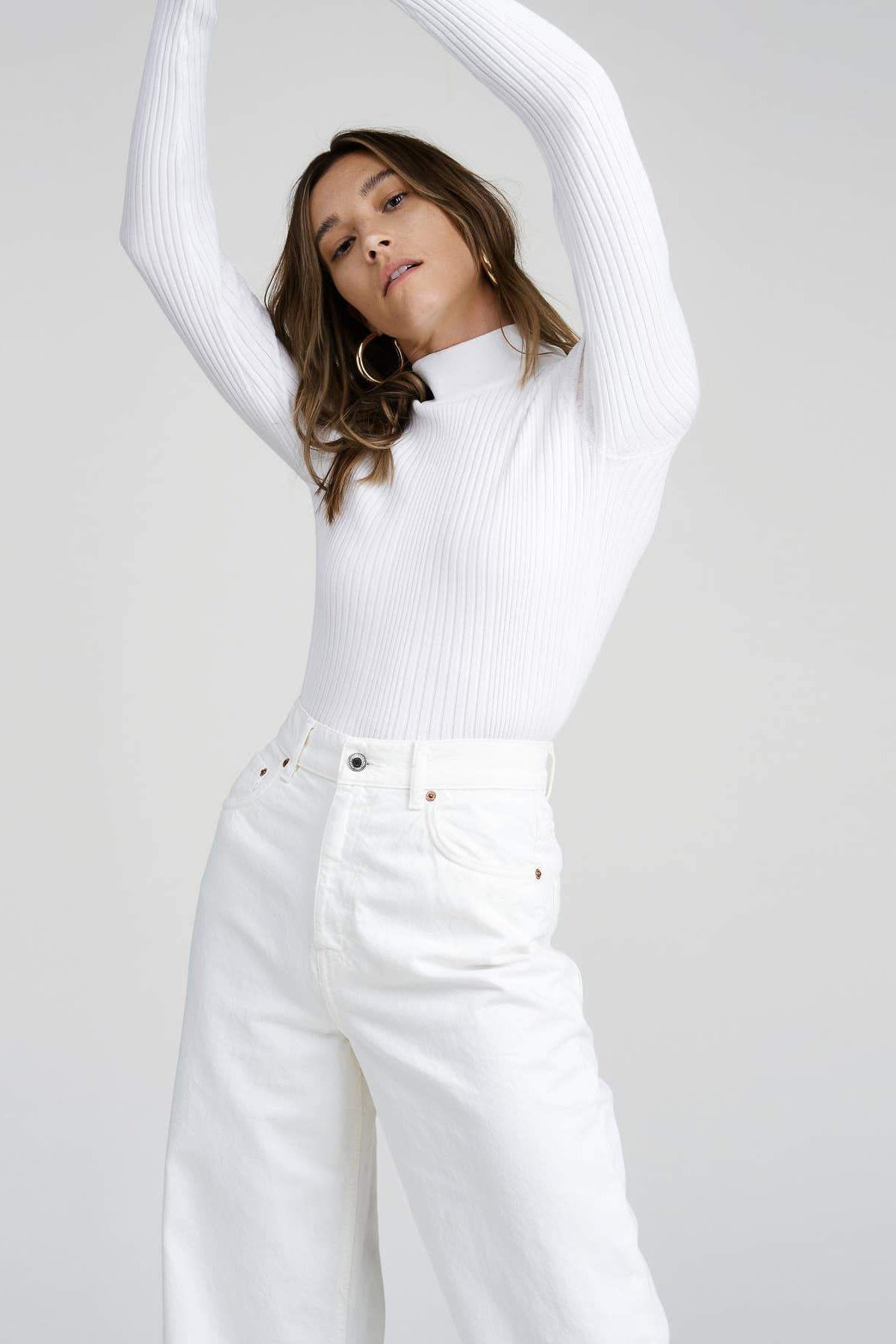CANDAS FITTED SWEATER TOP SWEATER FLAT WHITE 